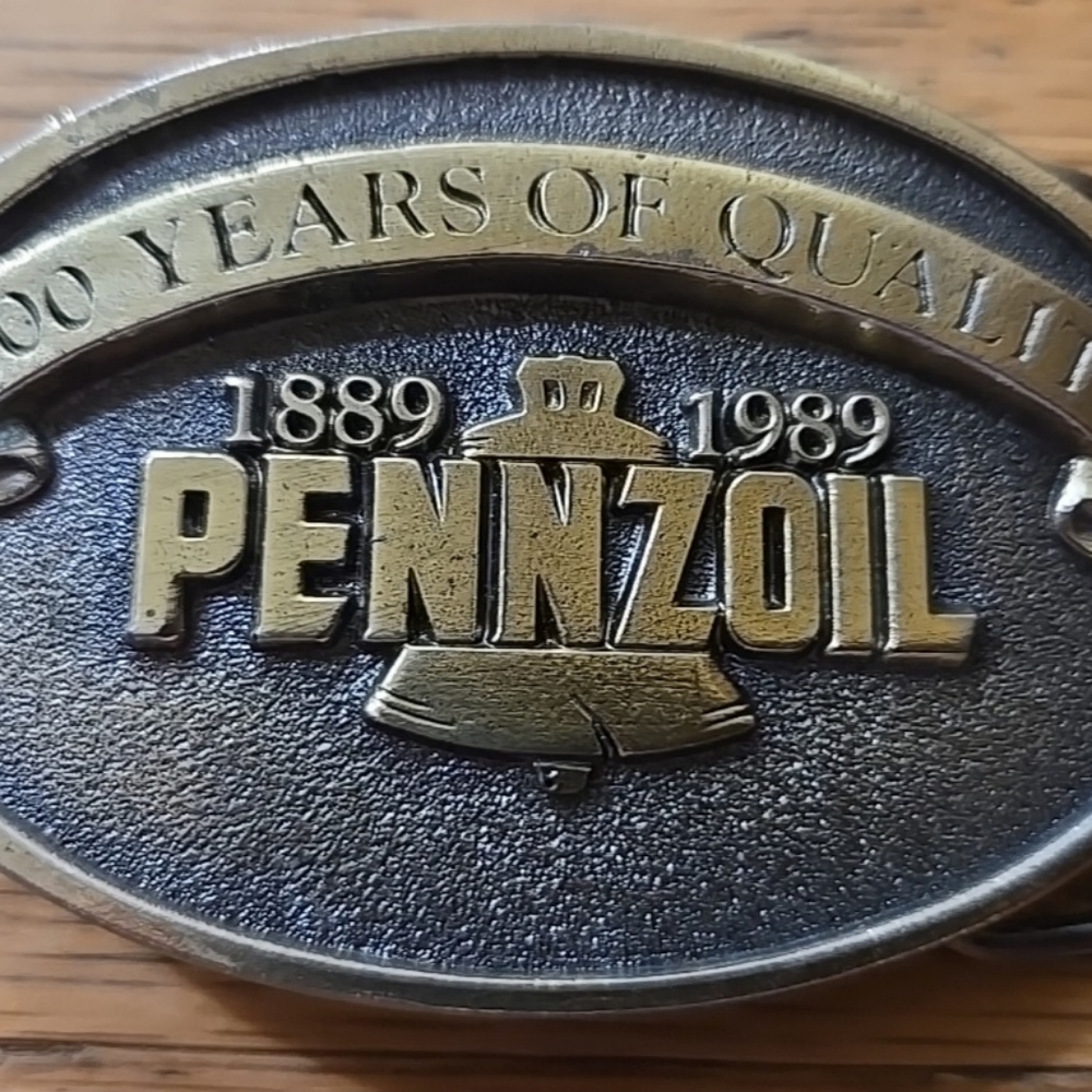 Vintage 1889-1989 PENNZOIL BELT BUCKLE 100 YEARS OF QUALITY Commemorative #110